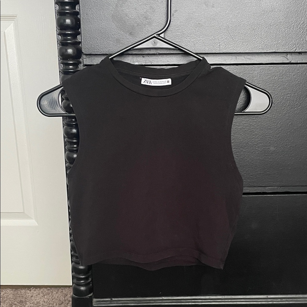 Zara Classic Black Muscle Tee
